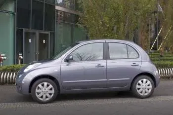Nissan Micra päťdverový hatchback (2008 – 2011) – fotka 10