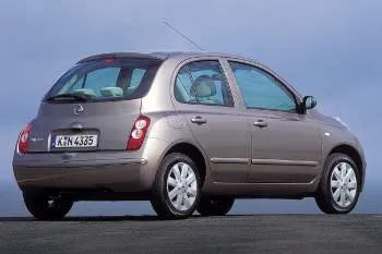 Nissan Micra päťdverový hatchback (2005 – 2008) – fotka 4