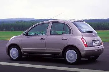 Nissan Micra päťdverový hatchback (2005 – 2008) – fotka 9