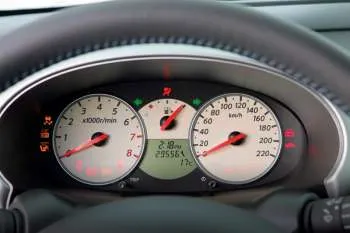 Nissan Micra 1.2 80hp Acenta trojdverový hatchback – fotka 3