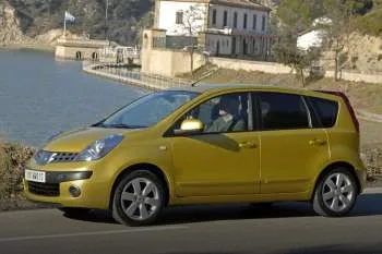 Nissan Note (2006 – 2009) – fotka 10
