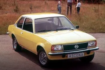 Opel Ascona dvojdverový sedan (1975 – 1981) – fotka 6