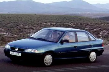 Opel Astra 1.7 TDS GLS Comfort sedan – fotka 2