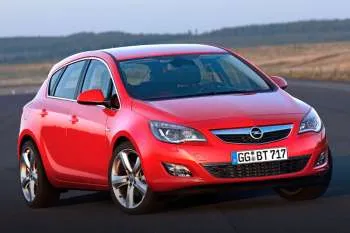 Opel Astra 1.4 100hp Business Edition – fotka 6