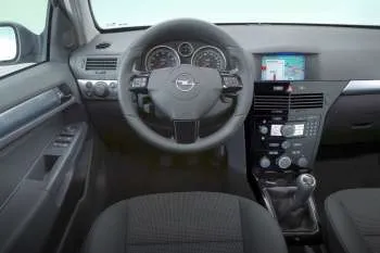Opel Astra GTC 1.7 CDTi 125hp Edition – fotka 2