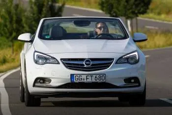 Opel Cascada (2013 – 2018) – fotka 5