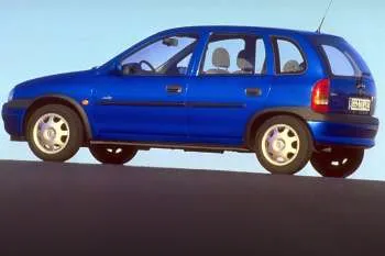 Opel Corsa päťdverový hatchback (1997 – 2000) – fotka 2