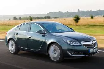 Opel Insignia hatchback (2013 – 2017) – fotka 11