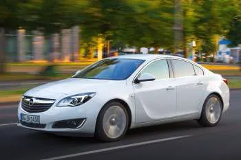 Opel Insignia sedan (2013 – 2017) – fotka 10