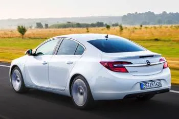 Opel Insignia sedan (2013 – 2017) – fotka 11