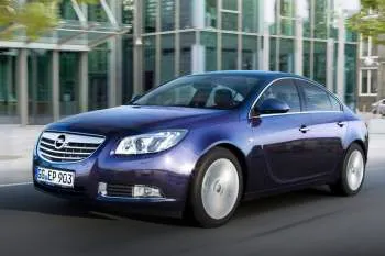 Opel Insignia 2.0 CDTI 160hp Cosmo sedan – fotka 2