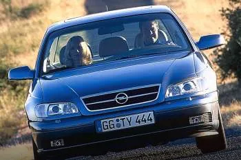 Opel Omega 2.5 DTi Sport – fotka 7