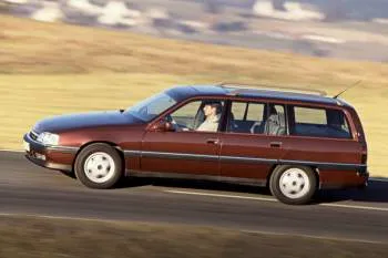 Opel Omega Caravan 3.0i 24V GLS – fotka 4