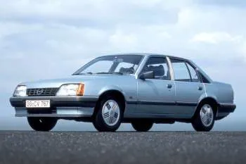 Opel Rekord (1982 – 1984) – fotka 5