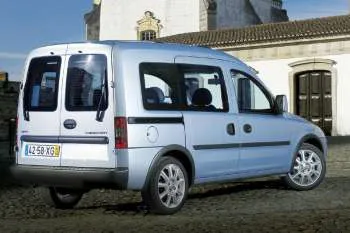 Opel Tour (2004 – 2011) – fotka 4