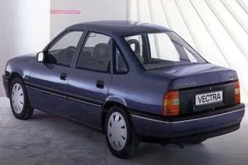 Opel Vectra sedan (1988 – 1992) – fotka 2