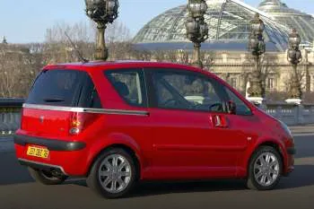 Peugeot 1007 (2005 – 2009) – fotka 12