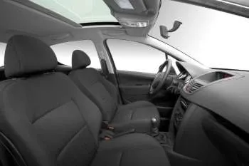 Peugeot 207 trojdverový hatchback (2006 – 2009) – fotka 6