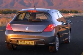 Peugeot 308 (2007 – 2010) – fotka 11