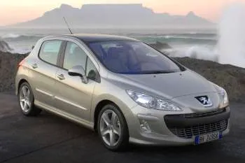 Peugeot 308 Signature 1.6 THP – fotka 4