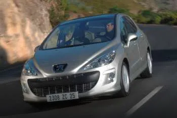 Peugeot 308 Signature 1.6 THP – fotka 6