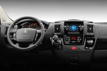 Peugeot Boxer Combi (2014 – 2019) – fotka 4
