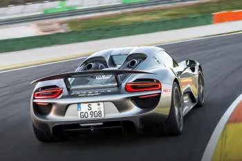Porsche 918 Spyder (2014 – 2016) – fotka 5