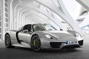 Porsche 918 Spyder (2014 – 2016) – fotka 7