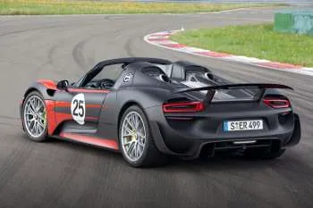 Porsche 918 Spyder (2014 – 2016) – fotka 11