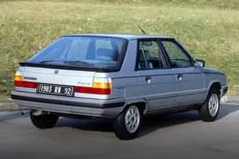 Renault 11 päťdverový hatchback (1983 – 1986) – fotka 2