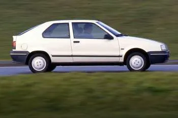 Renault 19 trojdverový hatchback