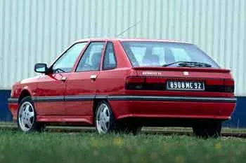 Renault 21 hatchback (1989 – 1994) – fotka 5