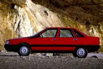 Renault 21 GTS – fotka 3