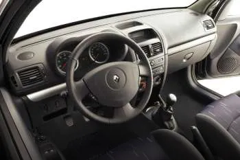 Renault Clio 1.2 Authentique Comfort trojdverový hatchback – fotka 7