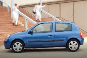 Renault Clio trojdverový hatchback (2001 – 2003) – fotka 3