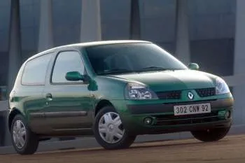 Renault Clio trojdverový hatchback (2001 – 2003) – fotka 6