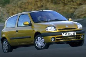 Renault Clio trojdverový hatchback