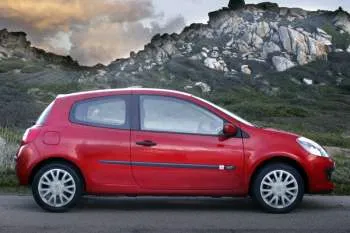 Renault Clio trojdverový hatchback (2005 – 2009) – fotka 6