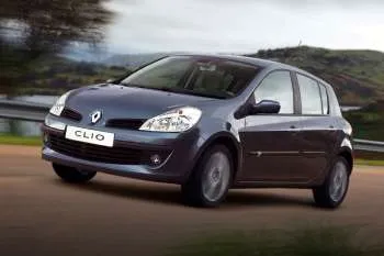 Renault Clio päťdverový hatchback (2005 – 2009) – fotka 11