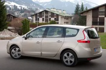 Renault Grand Scenic (2009 – 2012) – fotka 9