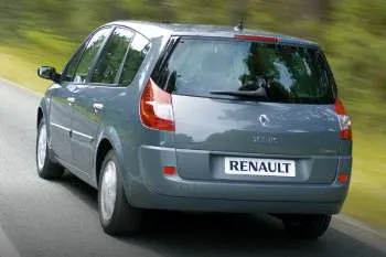 Renault Grand Scenic 1.9 dCi 130 Privilege – fotka 7