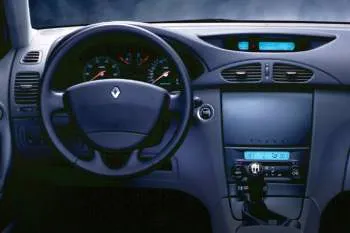 Renault Laguna (2001 – 2005) – fotka 11
