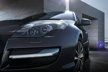 Renault Laguna (2013 – 2015) – fotka 4