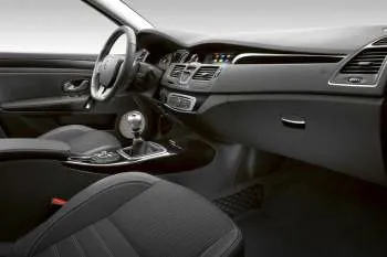 Renault Laguna (2013 – 2015) – fotka 6