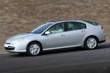 Renault Laguna 2.0 16V T 170 Dynamique – fotka 3
