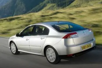 Renault Laguna (2007 – 2010) – fotka 11