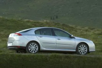 Renault Laguna (2007 – 2010) – fotka 21