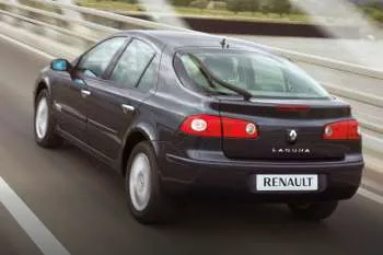 Renault Laguna (2005 – 2007) – fotka 12