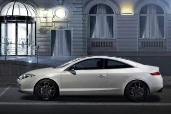 Renault Laguna Coupe (2012 – 2013) – fotka 3