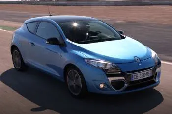 Renault Megane Coupe (2012 – 2013) – fotka 11